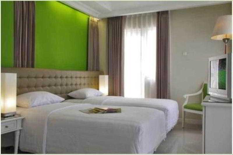 Ciputra Golf, Club & Hotel Surabaya Oda fotoğraf